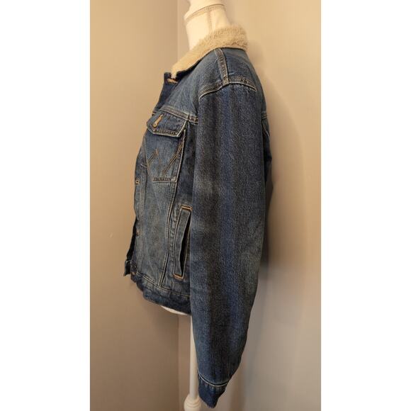 Nwt Wrangler western rancher barn denim Sherpa jacket sm - Picture 3 of 13